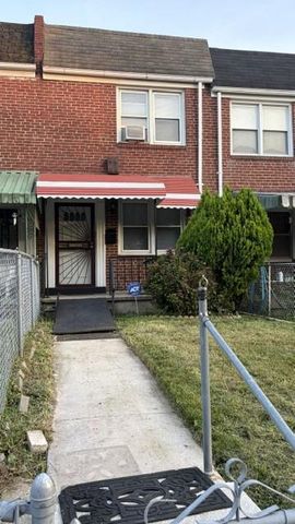 2709 E HOFFMAN ST, Baltimore, MD 21213