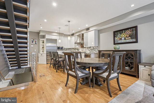 739 BAINBRIDGE ST, Philadelphia, PA 19147