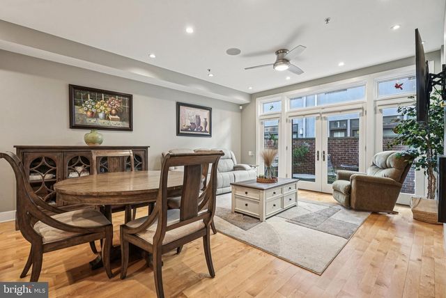 739 BAINBRIDGE ST, Philadelphia, PA 19147