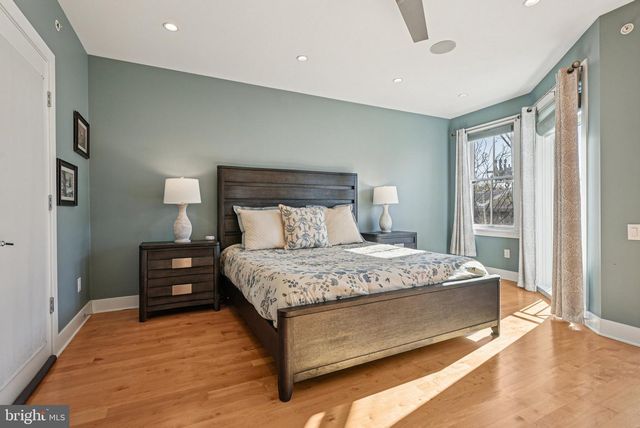 739 BAINBRIDGE ST, Philadelphia, PA 19147