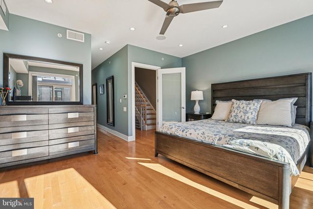 739 BAINBRIDGE ST, Philadelphia, PA 19147