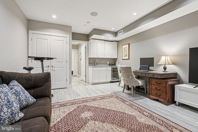 739 BAINBRIDGE ST, Philadelphia, PA 19147