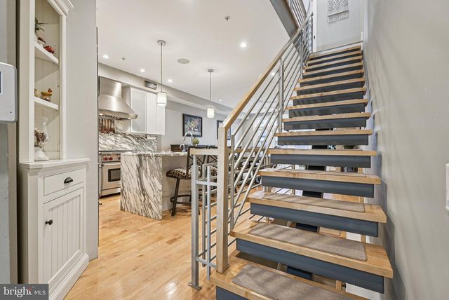 739 BAINBRIDGE ST, Philadelphia, PA 19147