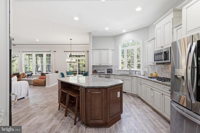 7547 EDINGTON DR, Warrenton, VA 20187