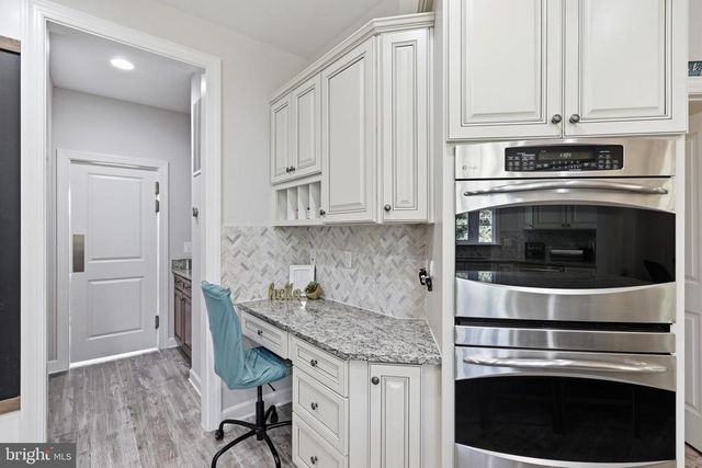 7547 EDINGTON DR, Warrenton, VA 20187