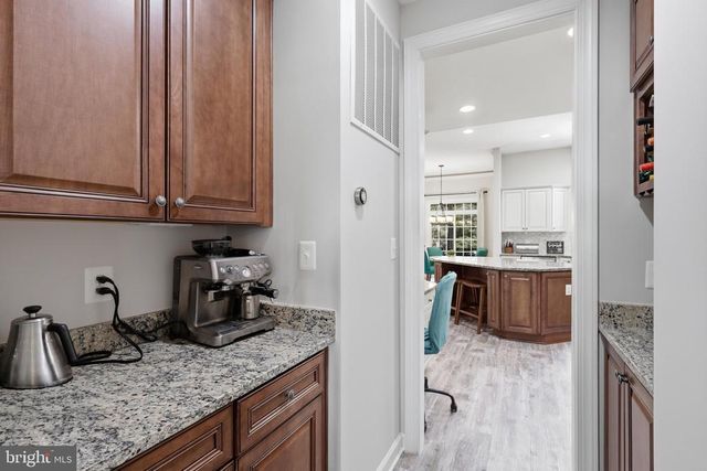 7547 EDINGTON DR, Warrenton, VA 20187