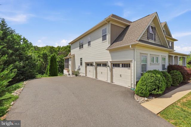7547 EDINGTON DR, Warrenton, VA 20187