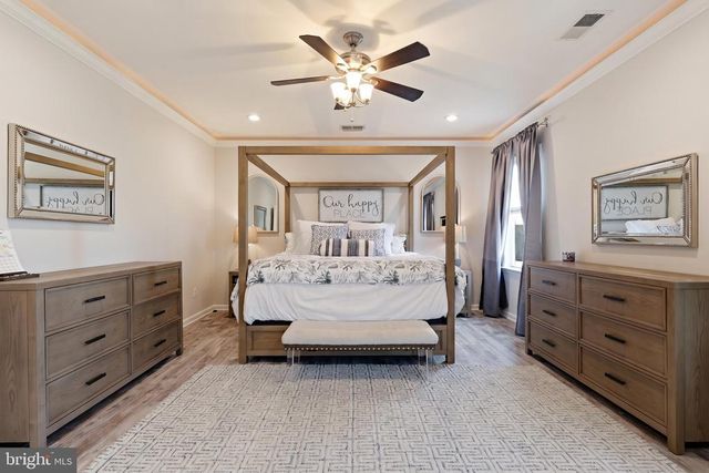 7547 EDINGTON DR, Warrenton, VA 20187