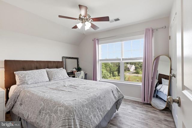7547 EDINGTON DR, Warrenton, VA 20187