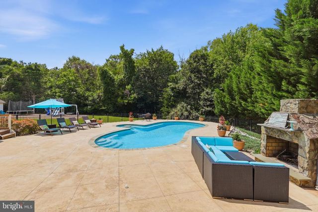 7547 EDINGTON DR, Warrenton, VA 20187