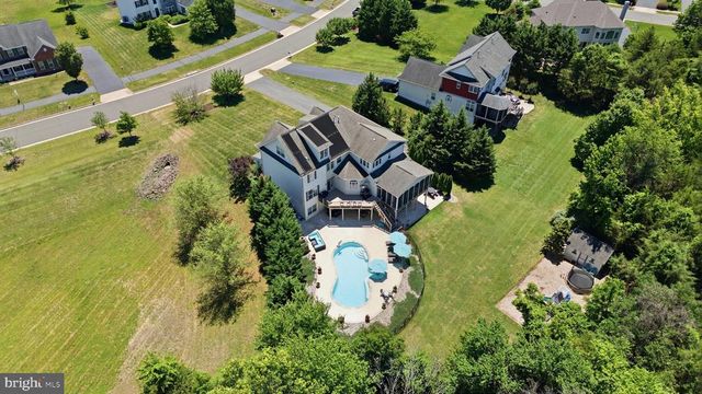7547 EDINGTON DR, Warrenton, VA 20187