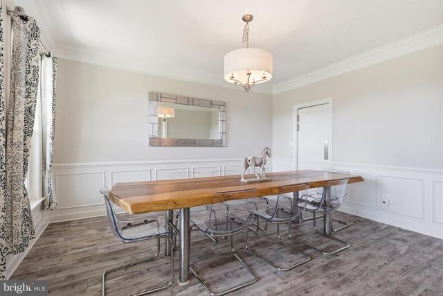 7547 EDINGTON DR, Warrenton, VA 20187