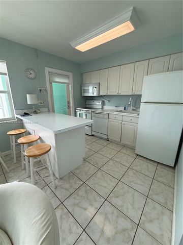 2600 N Surf Rd 402, Hollywood, FL 33019