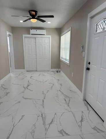 5008 N TAMPANIA AVENUE, Tampa, FL 33614