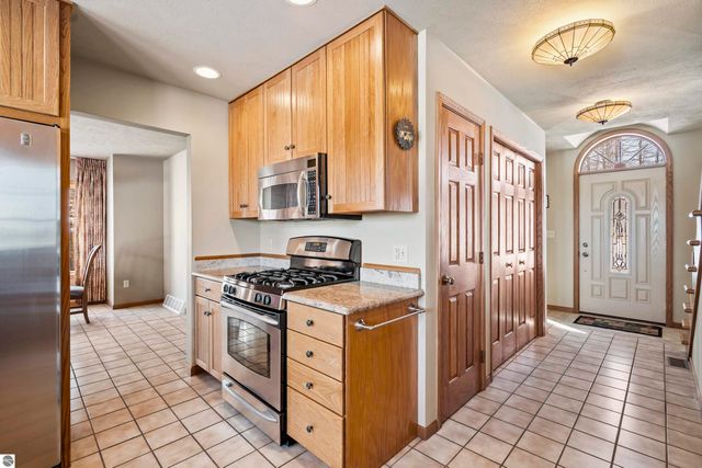 5270 N Liberty, Traverse City, MI 49685