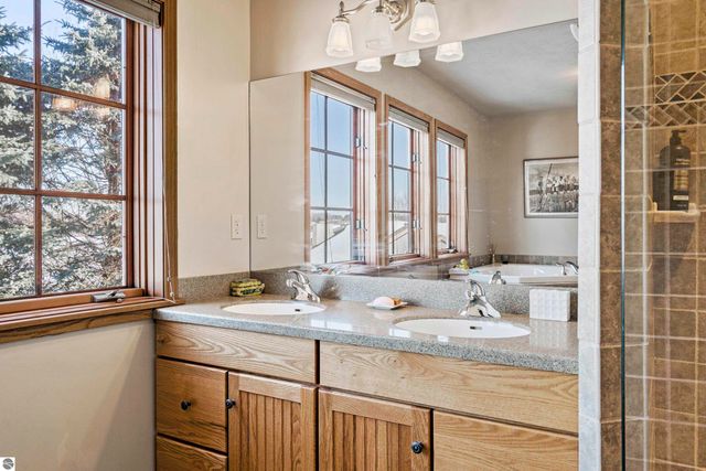 5270 N Liberty, Traverse City, MI 49685