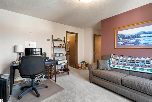 5270 N Liberty, Traverse City, MI 49685