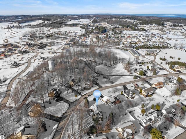 5270 N Liberty, Traverse City, MI 49685