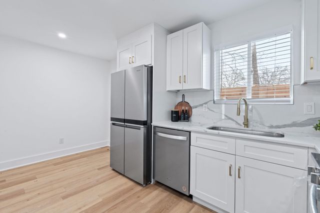 2706 Wheless LN Bldg 2, Austin, TX 78723