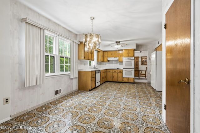 27 Stonehenge Drive, Ocean Twp, NJ 07712