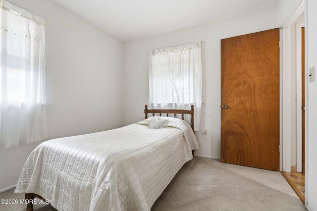 27 Stonehenge Drive, Ocean Twp, NJ 07712