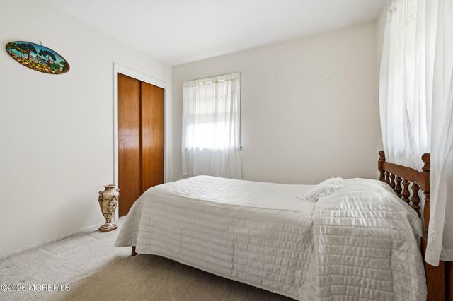 27 Stonehenge Drive, Ocean Twp, NJ 07712