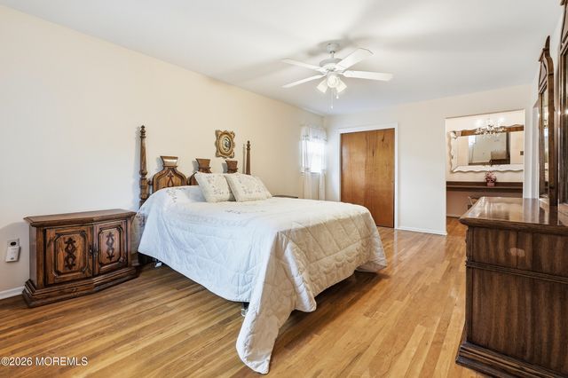 27 Stonehenge Drive, Ocean Twp, NJ 07712