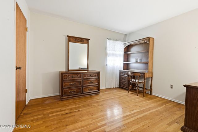 27 Stonehenge Drive, Ocean Twp, NJ 07712