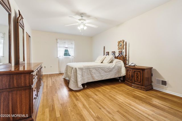27 Stonehenge Drive, Ocean Twp, NJ 07712