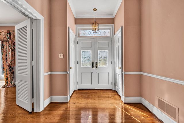 7323 La Marre CIR, Roanoke, VA 24019