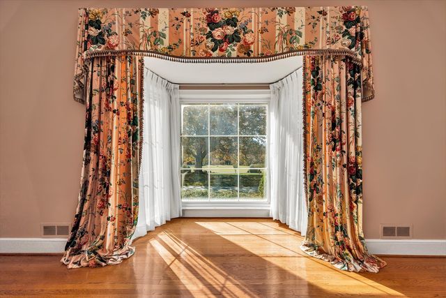 7323 La Marre CIR, Roanoke, VA 24019