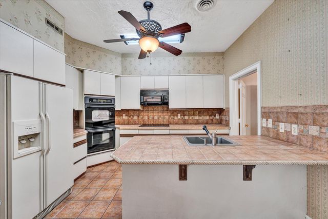 7323 La Marre CIR, Roanoke, VA 24019