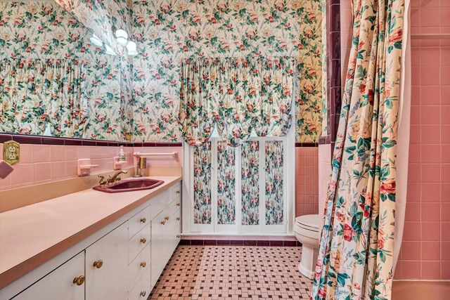 7323 La Marre CIR, Roanoke, VA 24019