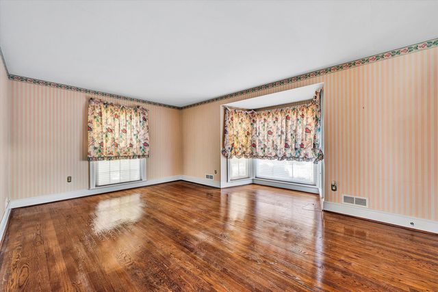 7323 La Marre CIR, Roanoke, VA 24019