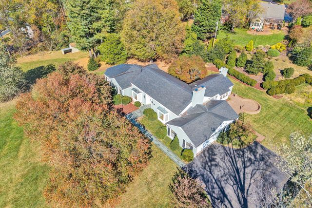 7323 La Marre CIR, Roanoke, VA 24019