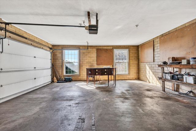 7323 La Marre CIR, Roanoke, VA 24019