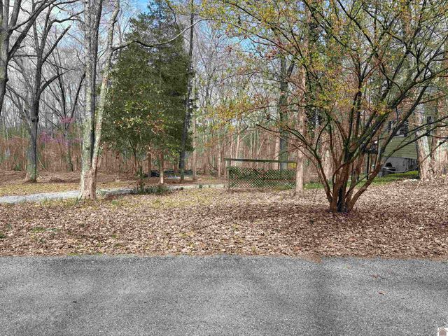 372 Rockcastle Lakeshore Dive 6A, 7A, 8A, 9A, 10A, 11A, Cadiz, KY 42211