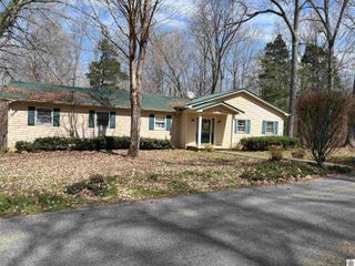 372 Rockcastle Lakeshore Dive 6A, 7A, 8A, 9A, 10A, 11A, Cadiz, KY 42211