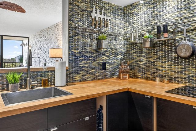 800 COVE CAY DRIVE 7D, Clearwater, FL 33760