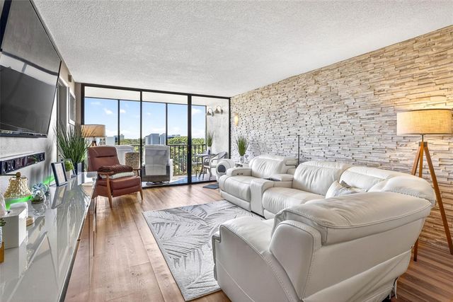 800 COVE CAY DRIVE 7D, Clearwater, FL 33760