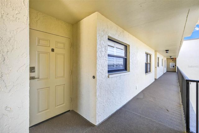 800 COVE CAY DRIVE 7D, Clearwater, FL 33760