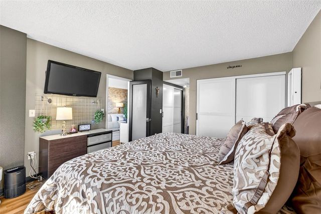 800 COVE CAY DRIVE 7D, Clearwater, FL 33760