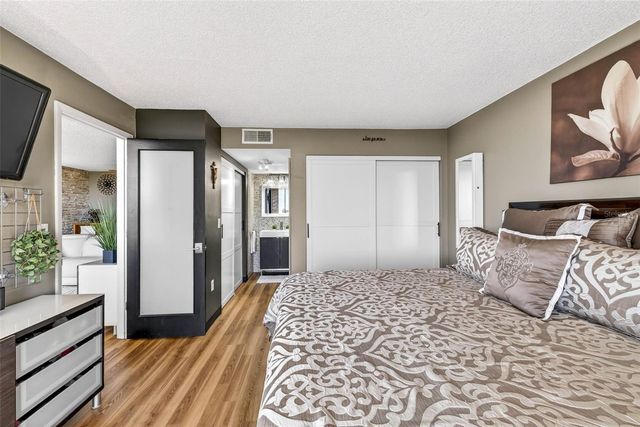 800 COVE CAY DRIVE 7D, Clearwater, FL 33760