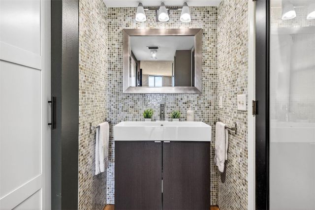 800 COVE CAY DRIVE 7D, Clearwater, FL 33760