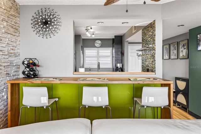 800 COVE CAY DRIVE 7D, Clearwater, FL 33760