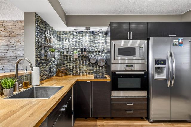 800 COVE CAY DRIVE 7D, Clearwater, FL 33760