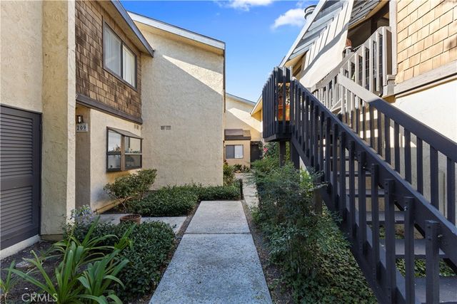 12750 Centralia Street 208, Lakewood, CA 90715