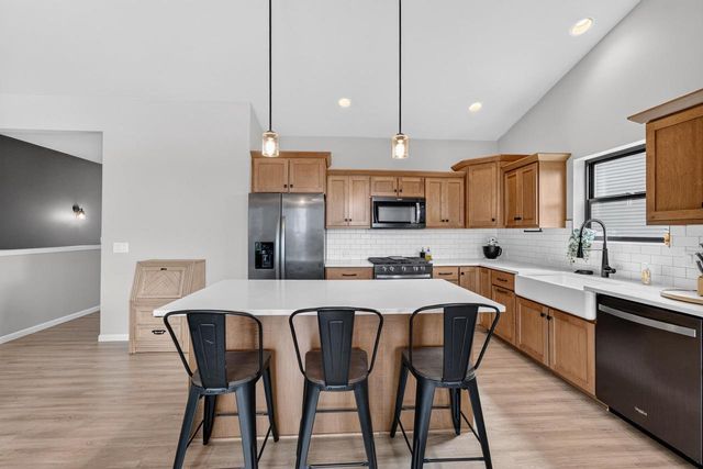 1280 Twisted Branch Way, Sun Prairie, WI 53590