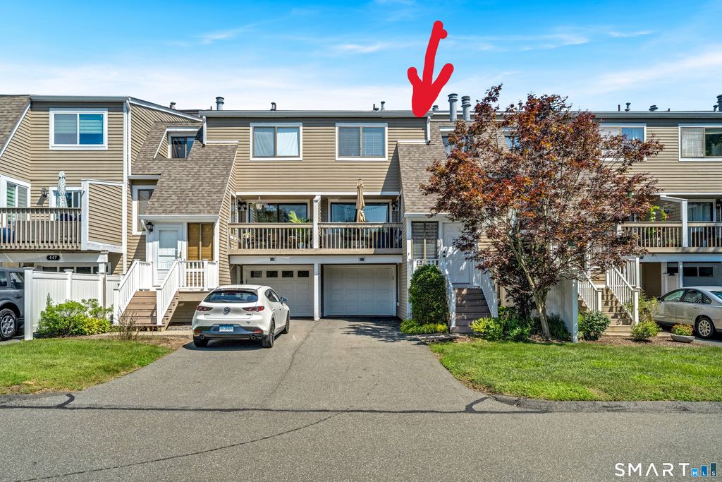 451 Thoreau Street 451, Branford, CT 06405