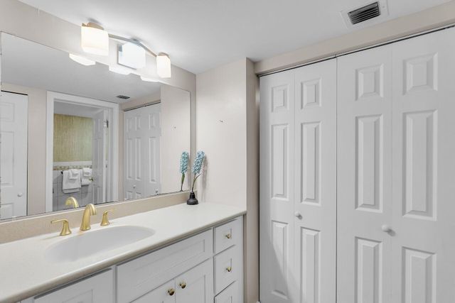 4203 Marina Villa Drive, Marathon, FL 33050